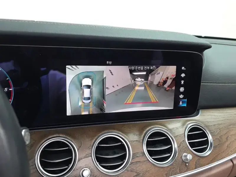2021 Mercedes-Benz E-Класс с пробегом 82 107 км