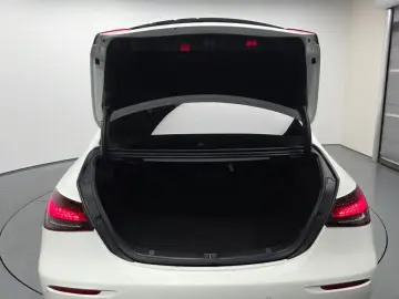 2021 Mercedes-Benz E-Класс с пробегом 82 107 км