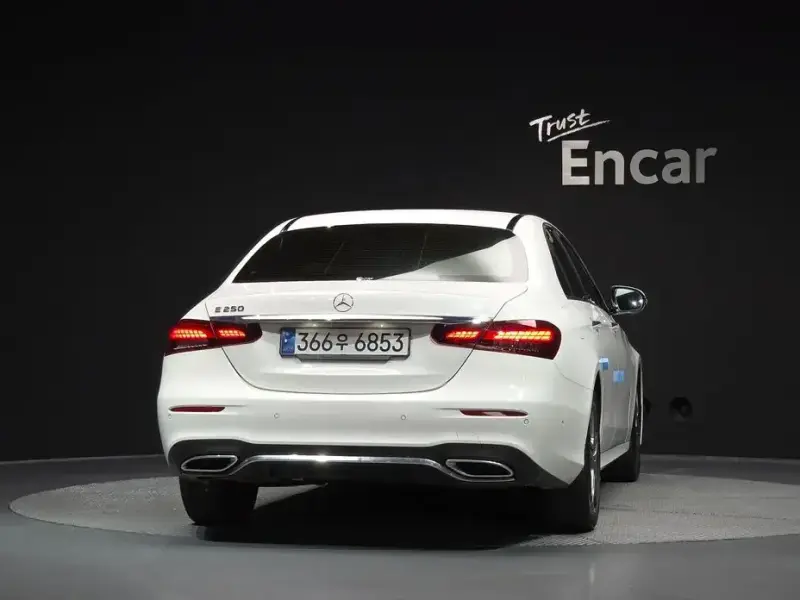 2023 Mercedes-Benz E-Класс с пробегом 38 393 км