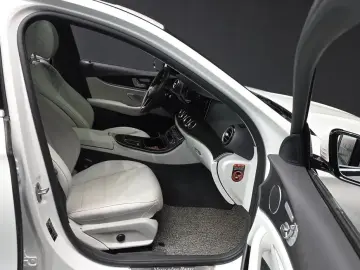 2023 Mercedes-Benz E-Класс с пробегом 38 393 км