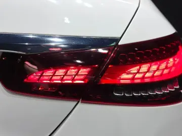 2023 Mercedes-Benz E-Класс с пробегом 38 393 км
