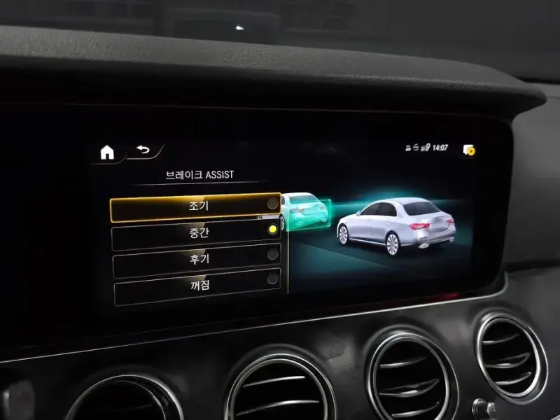 2023 Mercedes-Benz E-Класс с пробегом 38 393 км