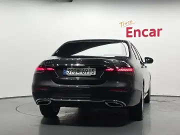 2023 Mercedes-Benz E-Класс с пробегом 8 721 км