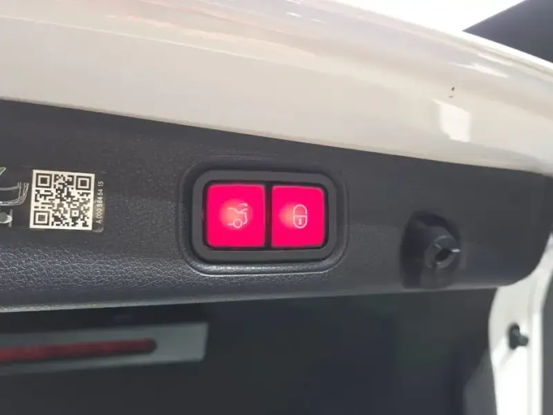 2023 Mercedes-Benz E-Класс с пробегом 38 393 км