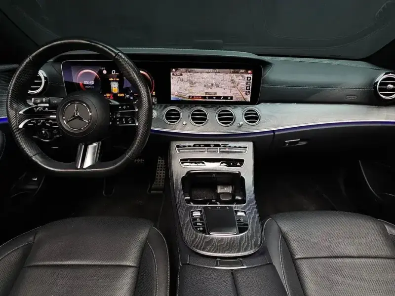 2023 Mercedes-Benz E-Класс с пробегом 40 757 км