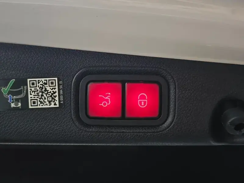 2023 Mercedes-Benz E-Класс с пробегом 40 757 км