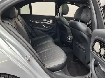 2023 Mercedes-Benz E-Класс с пробегом 31 456 км