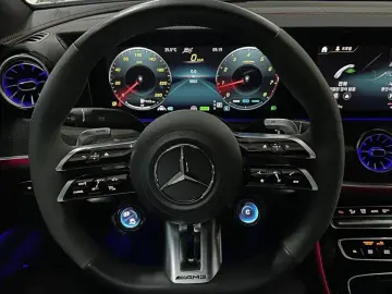 2023 Mercedes-Benz E-Класс с пробегом 11 470 км