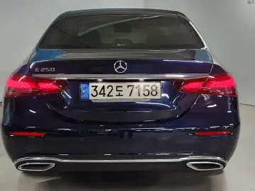 2022 Mercedes-Benz E-Класс с пробегом 41 200 км