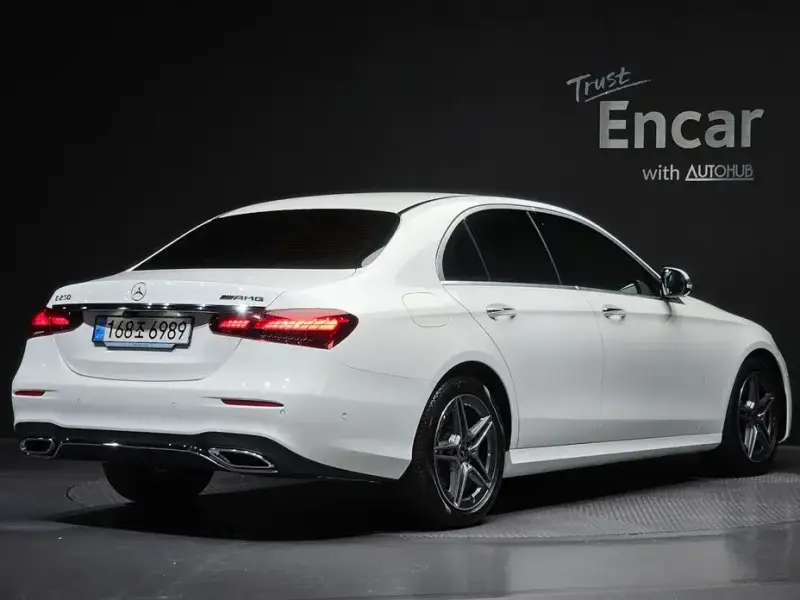 2023 Mercedes-Benz E-Класс с пробегом 13 536 км