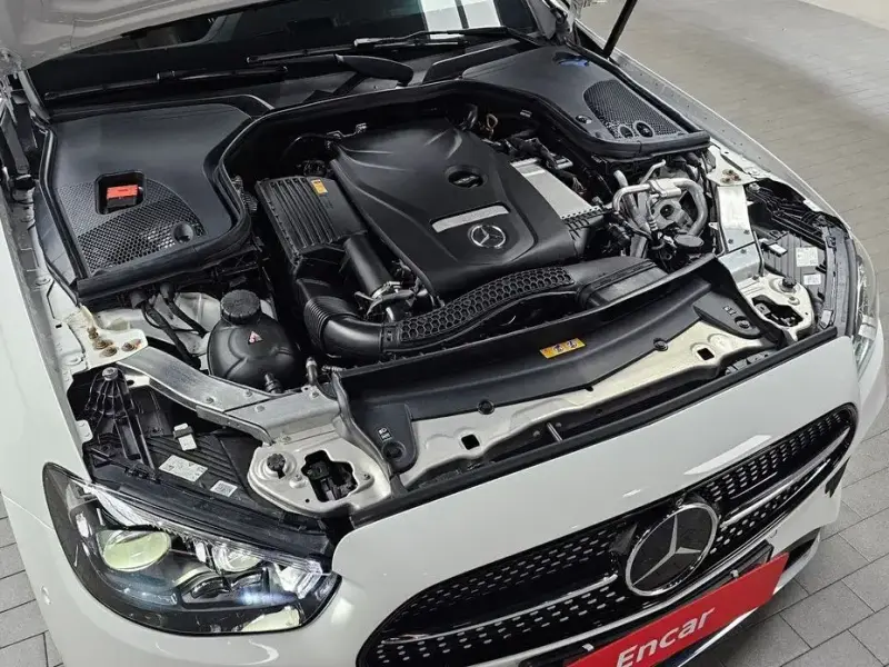 2023 Mercedes-Benz E-Класс с пробегом 13 536 км