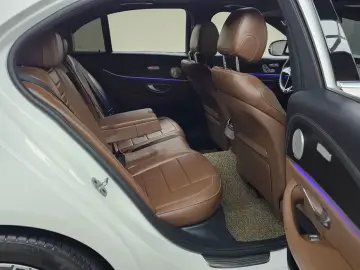2023 Mercedes-Benz E-Класс с пробегом 13 536 км