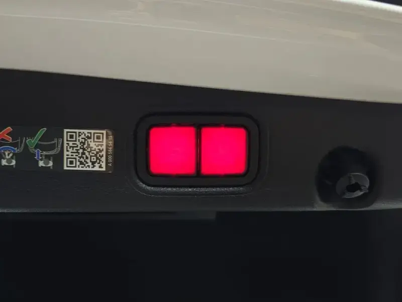 2023 Mercedes-Benz E-Класс с пробегом 13 536 км