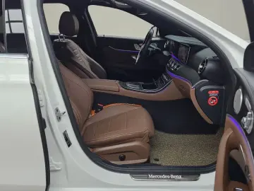 2023 Mercedes-Benz E-Класс с пробегом 13 536 км