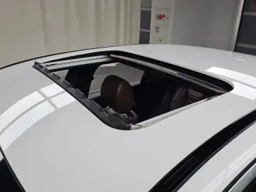 2023 Mercedes-Benz E-Класс с пробегом 13 536 км