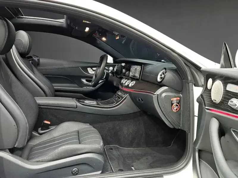 2022 Mercedes-Benz E-Класс с пробегом 14 092 км