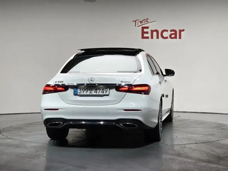 2022 Mercedes-Benz E-Класс с пробегом 48 166 км