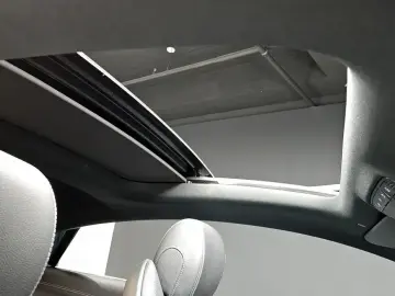 2022 Mercedes-Benz E-Класс с пробегом 14 092 км
