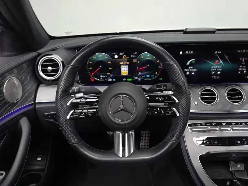 2022 Mercedes-Benz E-Класс с пробегом 48 166 км