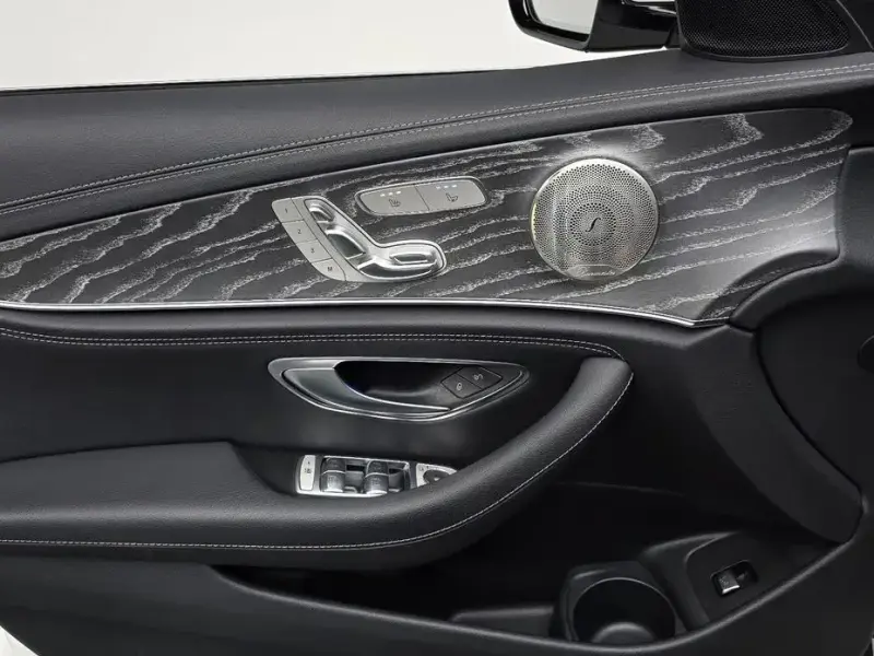 2022 Mercedes-Benz E-Класс с пробегом 48 166 км