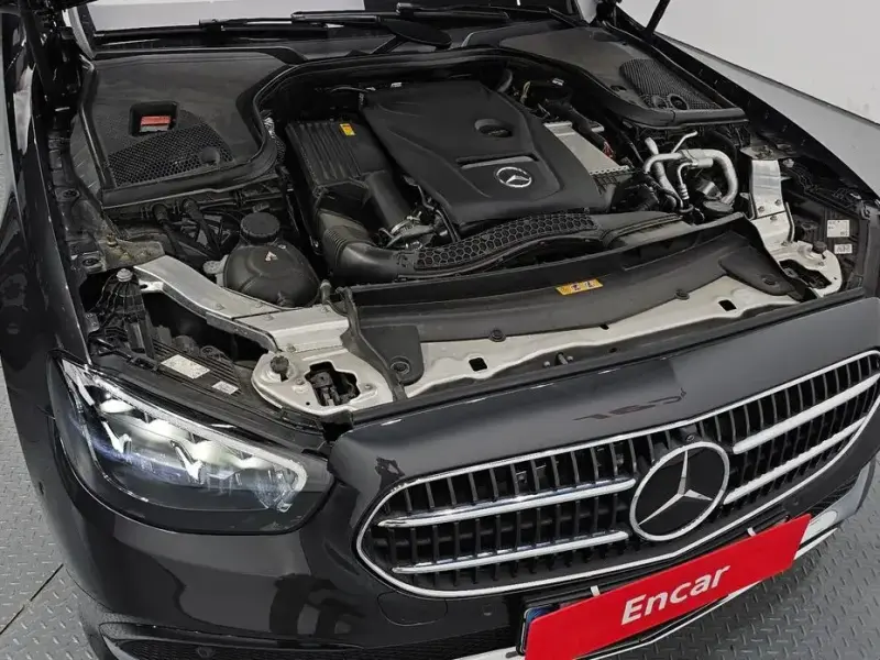 2023 Mercedes-Benz E-Класс с пробегом 31 768 км
