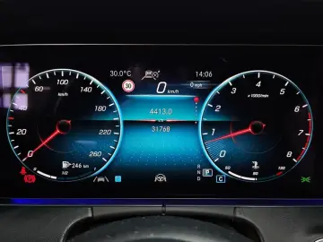 2023 Mercedes-Benz E-Класс с пробегом 31 768 км