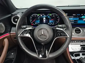2023 Mercedes-Benz E-Класс с пробегом 31 768 км