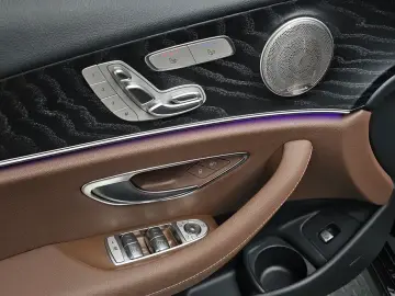 2023 Mercedes-Benz E-Класс с пробегом 31 768 км