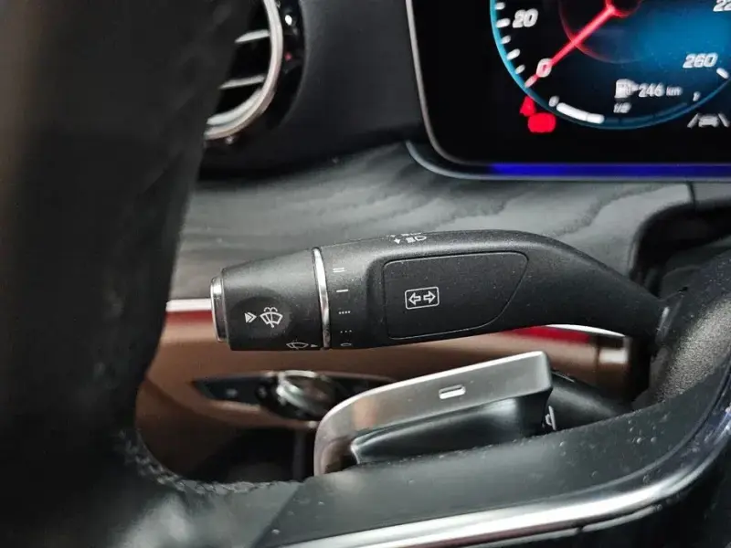2023 Mercedes-Benz E-Класс с пробегом 31 768 км