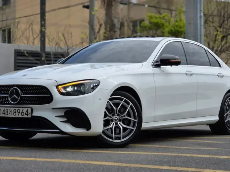 2022 Mercedes-Benz E-Класс с пробегом 56 190 км