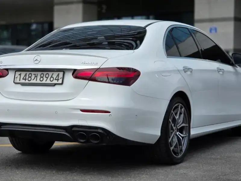 2022 Mercedes-Benz E-Класс с пробегом 56 190 км