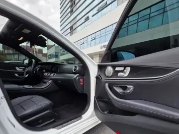 2022 Mercedes-Benz E-Класс с пробегом 56 190 км
