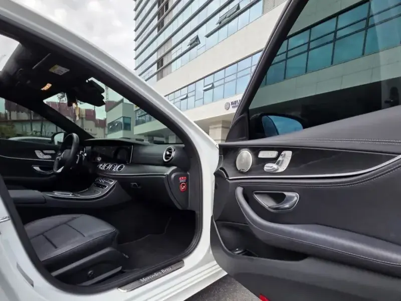 2022 Mercedes-Benz E-Класс с пробегом 56 190 км