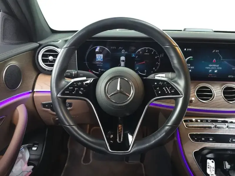 2021 Mercedes-Benz E-Класс с пробегом 64 804 км