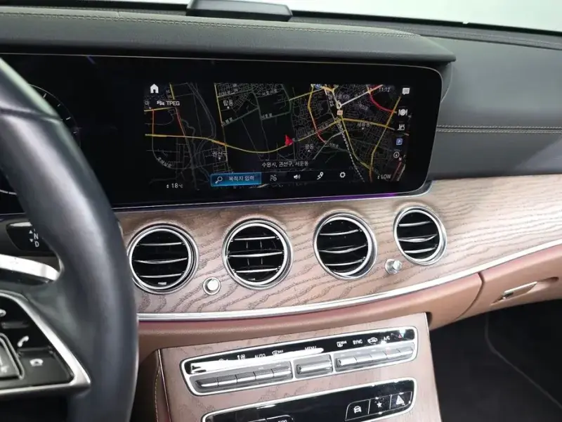 2021 Mercedes-Benz E-Класс с пробегом 64 804 км