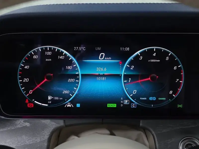 2023 Mercedes-Benz E-Класс с пробегом 10 181 км