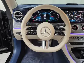 2023 Mercedes-Benz E-Класс с пробегом 10 181 км