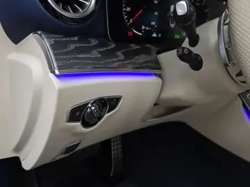 2023 Mercedes-Benz E-Класс с пробегом 10 181 км
