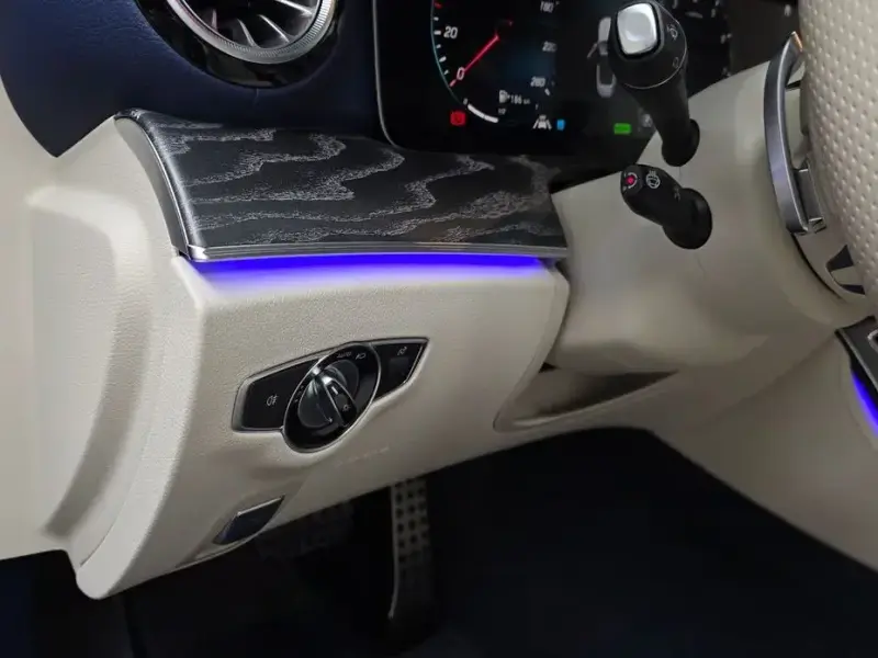 2023 Mercedes-Benz E-Класс с пробегом 10 181 км