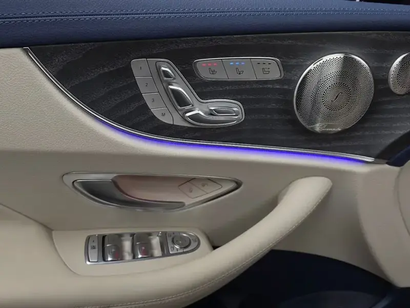 2023 Mercedes-Benz E-Класс с пробегом 10 181 км