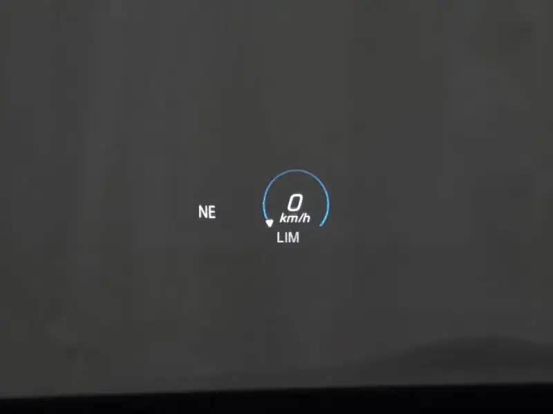 2023 Mercedes-Benz E-Класс с пробегом 10 181 км