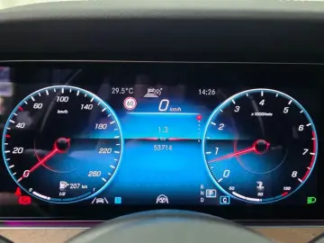 2021 Mercedes-Benz E-Класс с пробегом 53 714 км