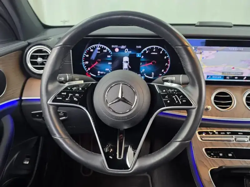 2021 Mercedes-Benz E-Класс с пробегом 53 714 км