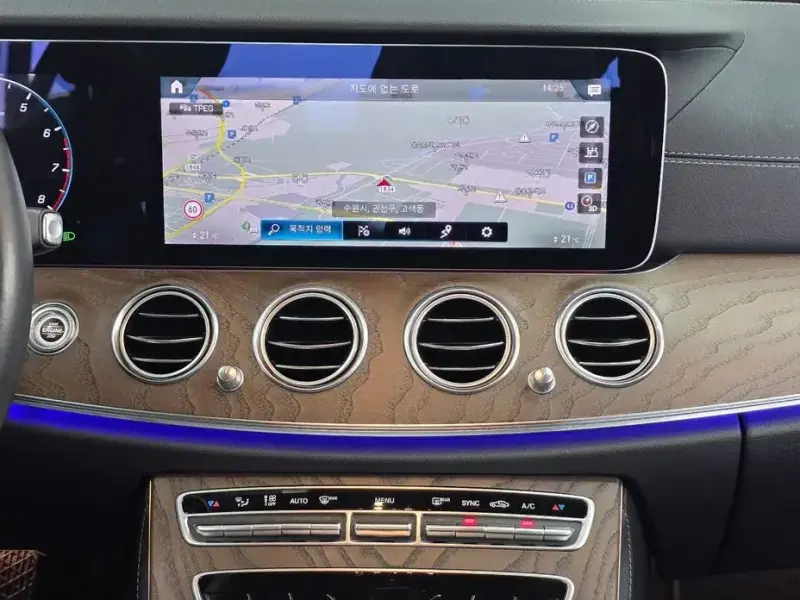 2021 Mercedes-Benz E-Класс с пробегом 53 714 км