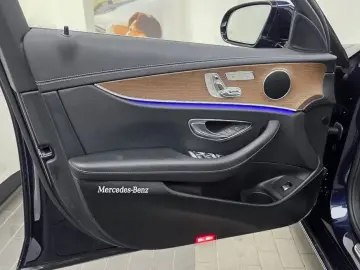 2021 Mercedes-Benz E-Класс с пробегом 53 714 км
