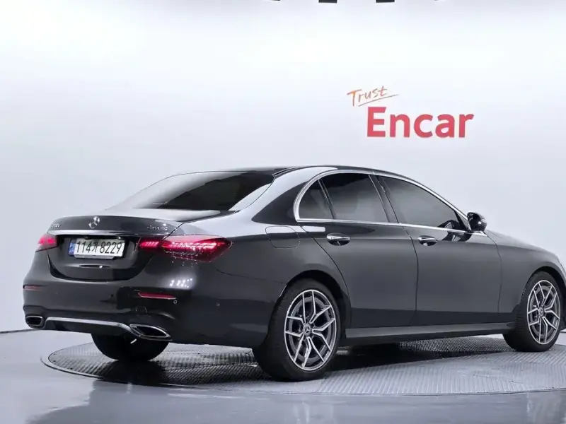 2021 Mercedes-Benz E-Класс с пробегом 66 843 км