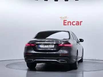 2021 Mercedes-Benz E-Класс с пробегом 66 843 км