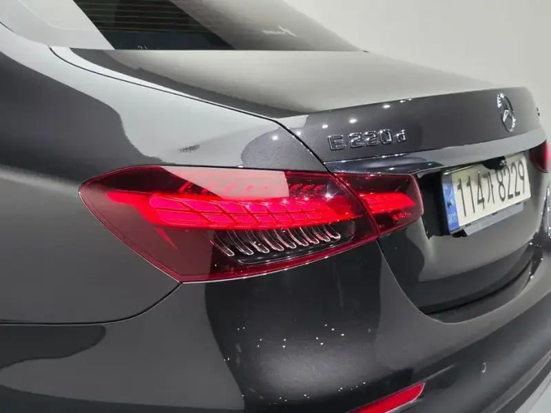 2021 Mercedes-Benz E-Класс с пробегом 66 843 км