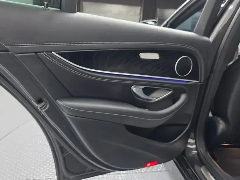 2021 Mercedes-Benz E-Класс с пробегом 66 843 км