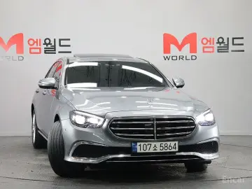 2023 Mercedes-Benz E-Класс с пробегом 40 001 км
